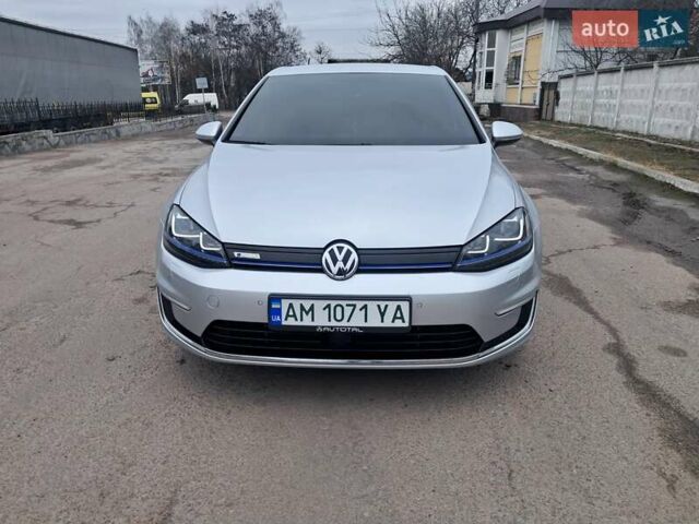 Серый Фольксваген e-Golf, объемом двигателя 0 л и пробегом 140 тыс. км за 9200 $, фото 1 на Automoto.ua