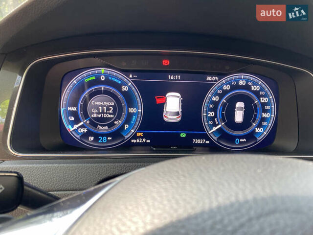 Серый Фольксваген e-Golf, объемом двигателя 0 л и пробегом 73 тыс. км за 8900 $, фото 23 на Automoto.ua