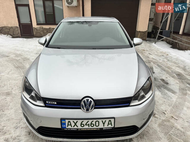 Сірий Фольксваген e-Golf, об'ємом двигуна 0 л та пробігом 92 тис. км за 8500 $, фото 7 на Automoto.ua