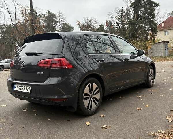 Серый Фольксваген e-Golf, объемом двигателя 0 л и пробегом 96 тыс. км за 8800 $, фото 8 на Automoto.ua