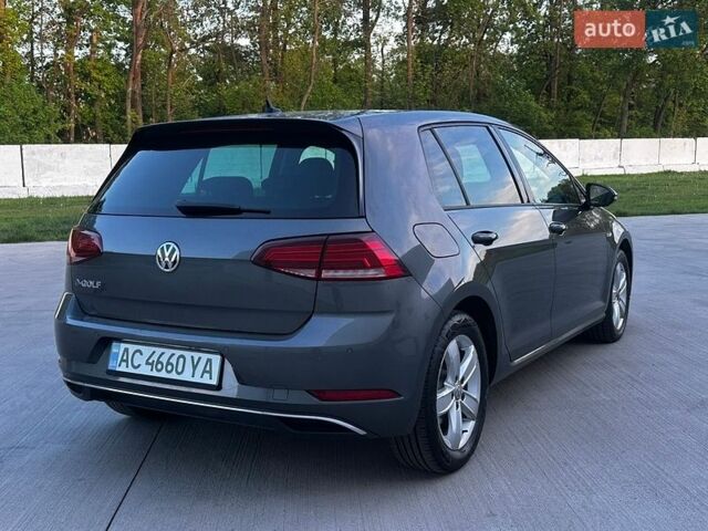 Серый Фольксваген e-Golf, объемом двигателя 0 л и пробегом 129 тыс. км за 13199 $, фото 7 на Automoto.ua