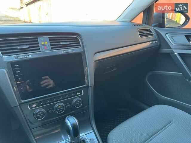 Сірий Фольксваген e-Golf, об'ємом двигуна 0 л та пробігом 98 тис. км за 14500 $, фото 2 на Automoto.ua