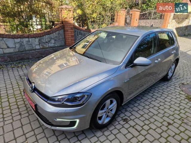 Серый Фольксваген e-Golf, объемом двигателя 0 л и пробегом 133 тыс. км за 12200 $, фото 5 на Automoto.ua