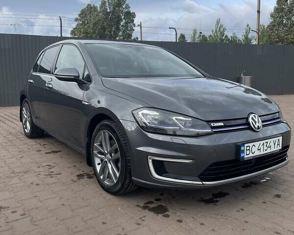 Сірий Фольксваген e-Golf, об'ємом двигуна 0 л та пробігом 108 тис. км за 17600 $, фото 4 на Automoto.ua