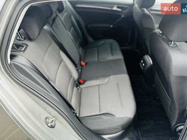 Сірий Фольксваген e-Golf, об'ємом двигуна 0 л та пробігом 140 тис. км за 11450 $, фото 31 на Automoto.ua