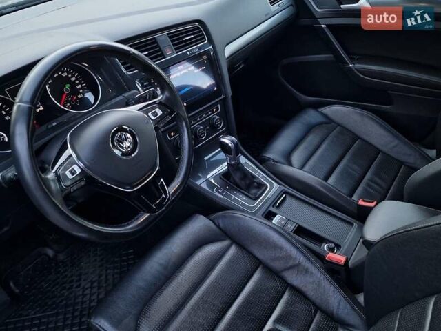 Сірий Фольксваген e-Golf, об'ємом двигуна 0 л та пробігом 148 тис. км за 13999 $, фото 17 на Automoto.ua