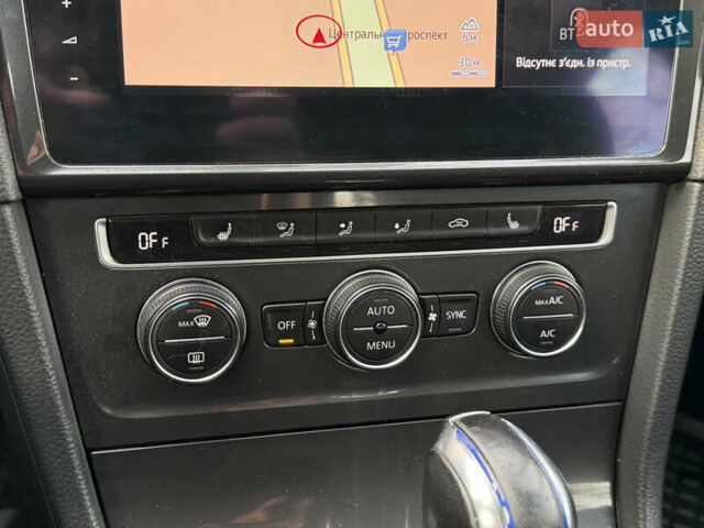 Сірий Фольксваген e-Golf, об'ємом двигуна 0 л та пробігом 149 тис. км за 11500 $, фото 19 на Automoto.ua