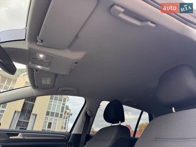 Сірий Фольксваген e-Golf, об'ємом двигуна 0 л та пробігом 190 тис. км за 11500 $, фото 35 на Automoto.ua