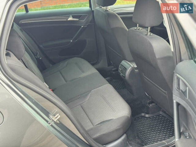 Сірий Фольксваген e-Golf, об'ємом двигуна 0 л та пробігом 200 тис. км за 11777 $, фото 22 на Automoto.ua