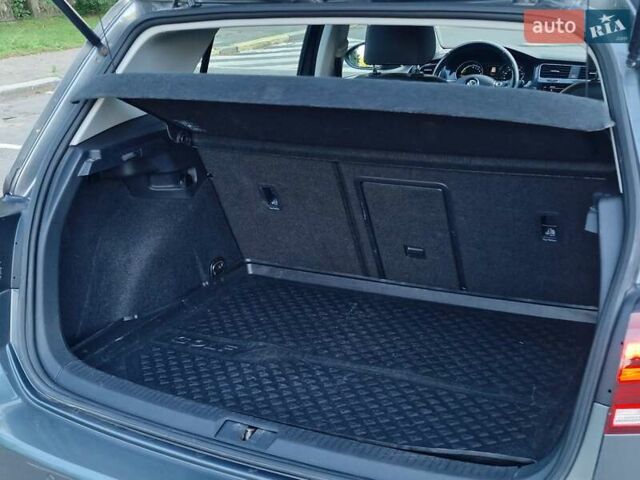 Сірий Фольксваген e-Golf, об'ємом двигуна 0 л та пробігом 148 тис. км за 13999 $, фото 24 на Automoto.ua