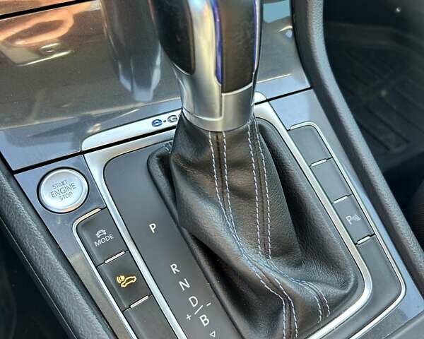 Сірий Фольксваген e-Golf, об'ємом двигуна 0 л та пробігом 161 тис. км за 13300 $, фото 22 на Automoto.ua