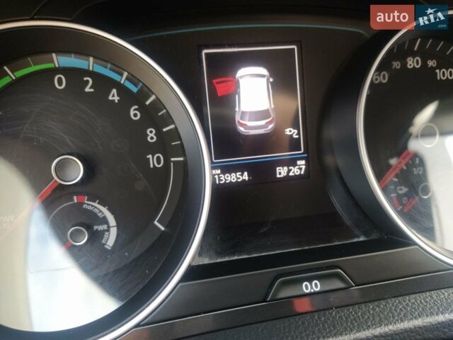 Серый Фольксваген e-Golf, объемом двигателя 0 л и пробегом 175 тыс. км за 12700 $, фото 5 на Automoto.ua