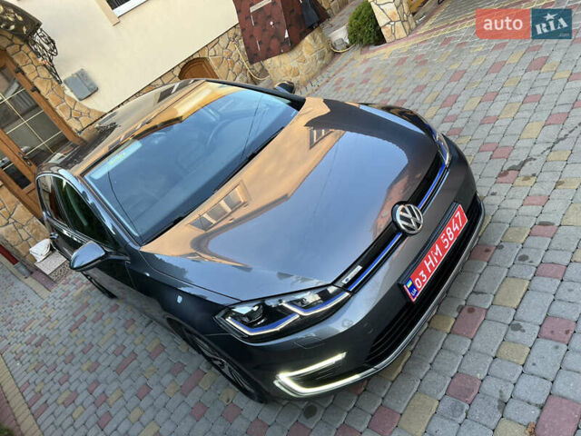 Серый Фольксваген e-Golf, объемом двигателя 0 л и пробегом 149 тыс. км за 12999 $, фото 49 на Automoto.ua