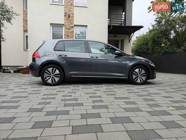 Серый Фольксваген e-Golf, объемом двигателя 0 л и пробегом 140 тыс. км за 11999 $, фото 10 на Automoto.ua