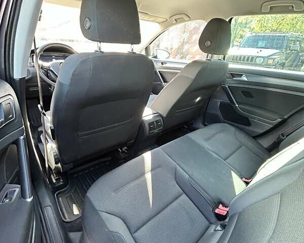 Сірий Фольксваген e-Golf, об'ємом двигуна 0 л та пробігом 161 тис. км за 13300 $, фото 15 на Automoto.ua