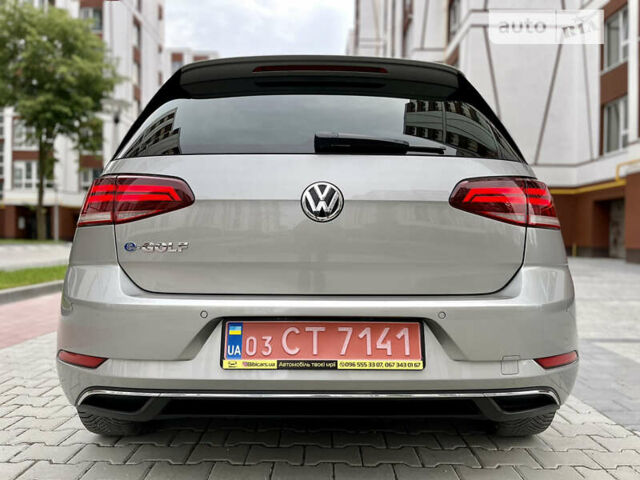 Серый Фольксваген e-Golf, объемом двигателя 0 л и пробегом 206 тыс. км за 15950 $, фото 11 на Automoto.ua