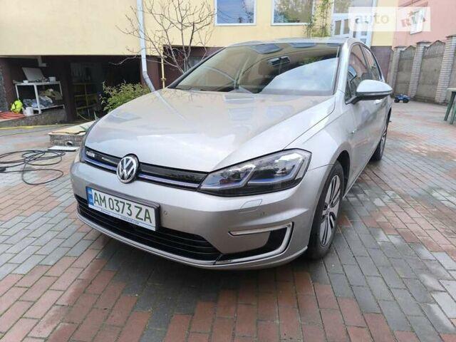 Серый Фольксваген e-Golf, объемом двигателя 0 л и пробегом 33 тыс. км за 17000 $, фото 6 на Automoto.ua