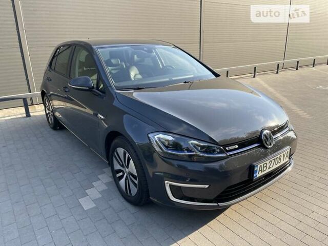 Серый Фольксваген e-Golf, объемом двигателя 0 л и пробегом 114 тыс. км за 14900 $, фото 6 на Automoto.ua