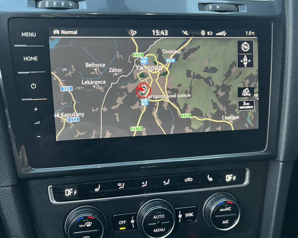 Серый Фольксваген e-Golf, объемом двигателя 0 л и пробегом 114 тыс. км за 12500 $, фото 23 на Automoto.ua