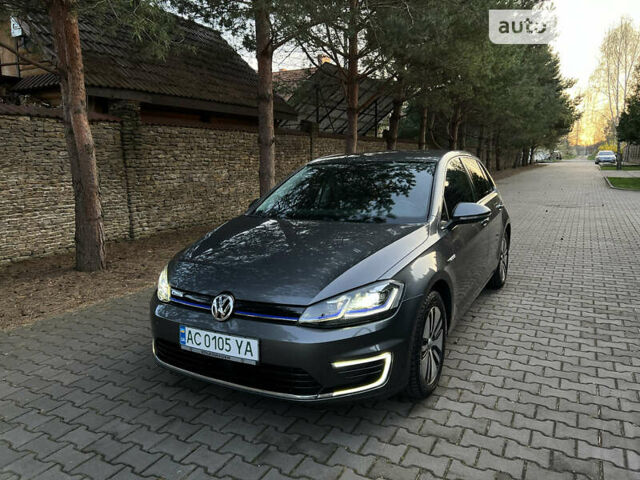 Сірий Фольксваген e-Golf, об'ємом двигуна 0 л та пробігом 43 тис. км за 15400 $, фото 32 на Automoto.ua