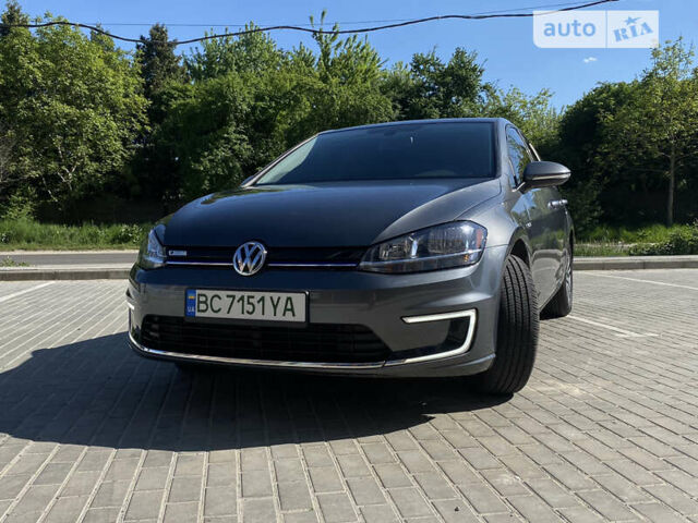 Серый Фольксваген e-Golf, объемом двигателя 0 л и пробегом 45 тыс. км за 14900 $, фото 6 на Automoto.ua