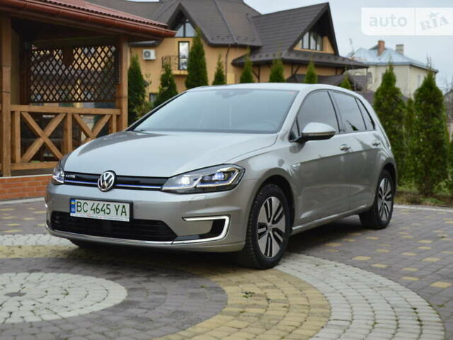 Серый Фольксваген e-Golf, объемом двигателя 0 л и пробегом 63 тыс. км за 15500 $, фото 121 на Automoto.ua