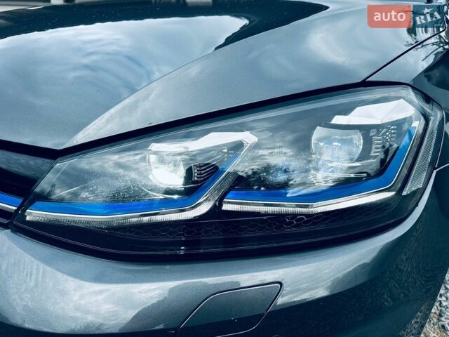 Сірий Фольксваген e-Golf, об'ємом двигуна 0 л та пробігом 155 тис. км за 13400 $, фото 12 на Automoto.ua