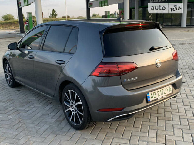 Серый Фольксваген e-Golf, объемом двигателя 0 л и пробегом 109 тыс. км за 14200 $, фото 10 на Automoto.ua