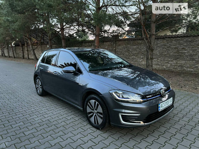 Сірий Фольксваген e-Golf, об'ємом двигуна 0 л та пробігом 43 тис. км за 15400 $, фото 2 на Automoto.ua