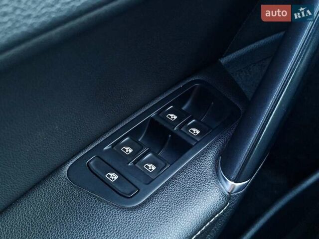 Сірий Фольксваген e-Golf, об'ємом двигуна 0 л та пробігом 148 тис. км за 13999 $, фото 27 на Automoto.ua