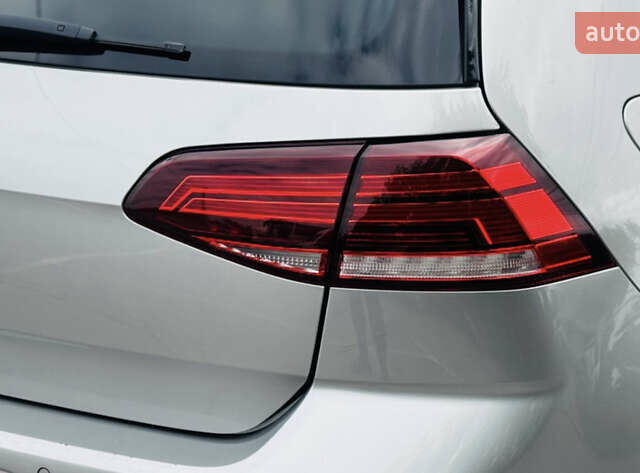 Сірий Фольксваген e-Golf, об'ємом двигуна 0 л та пробігом 140 тис. км за 11450 $, фото 17 на Automoto.ua