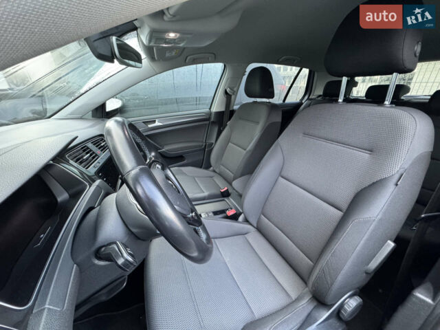 Сірий Фольксваген e-Golf, об'ємом двигуна 0 л та пробігом 107 тис. км за 14200 $, фото 14 на Automoto.ua