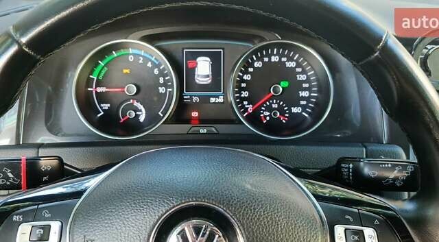 Сірий Фольксваген e-Golf, об'ємом двигуна 0 л та пробігом 120 тис. км за 11500 $, фото 5 на Automoto.ua