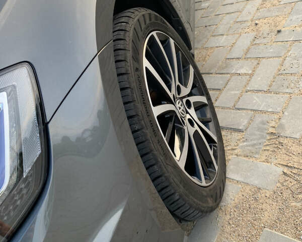 Серый Фольксваген e-Golf, объемом двигателя 0 л и пробегом 109 тыс. км за 14200 $, фото 29 на Automoto.ua