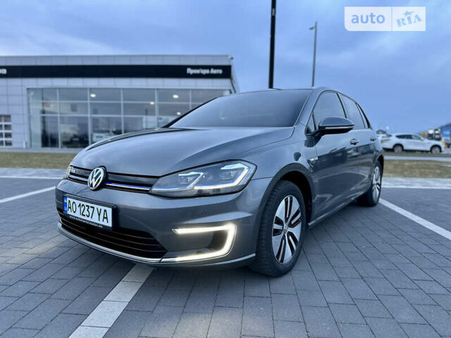 Серый Фольксваген e-Golf, объемом двигателя 0 л и пробегом 108 тыс. км за 14400 $, фото 21 на Automoto.ua