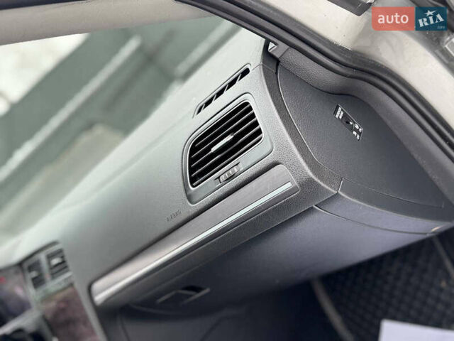 Серый Фольксваген e-Golf, объемом двигателя 0 л и пробегом 148 тыс. км за 12350 $, фото 58 на Automoto.ua