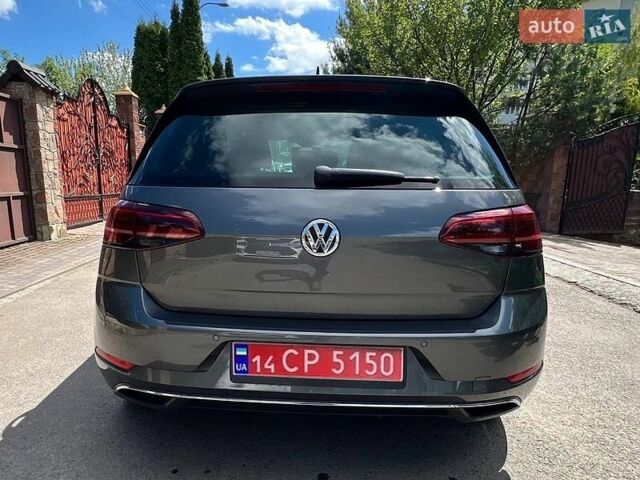 Серый Фольксваген e-Golf, объемом двигателя 0 л и пробегом 88 тыс. км за 13699 $, фото 6 на Automoto.ua
