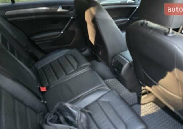 Серый Фольксваген e-Golf, объемом двигателя 0 л и пробегом 74 тыс. км за 13900 $, фото 17 на Automoto.ua