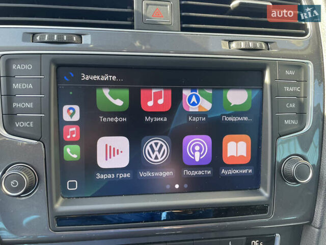 Серый Фольксваген e-Golf, объемом двигателя 0 л и пробегом 76 тыс. км за 9300 $, фото 19 на Automoto.ua