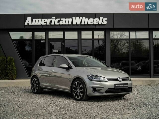 Серый Фольксваген e-Golf, объемом двигателя 0 л и пробегом 143 тыс. км за 15900 $, фото 2 на Automoto.ua