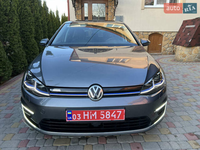 Серый Фольксваген e-Golf, объемом двигателя 0 л и пробегом 149 тыс. км за 12999 $, фото 50 на Automoto.ua