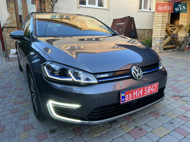 Серый Фольксваген e-Golf, объемом двигателя 0 л и пробегом 149 тыс. км за 12999 $, фото 47 на Automoto.ua