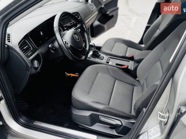 Серый Фольксваген e-Golf, объемом двигателя 0 л и пробегом 145 тыс. км за 10500 $, фото 20 на Automoto.ua