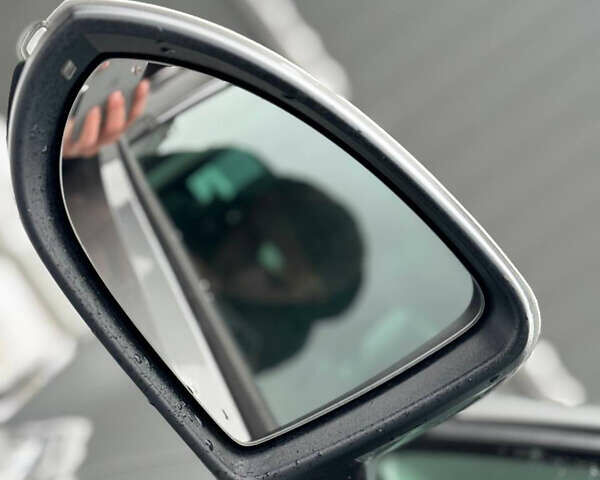 Серый Фольксваген e-Golf, объемом двигателя 0 л и пробегом 148 тыс. км за 12350 $, фото 36 на Automoto.ua