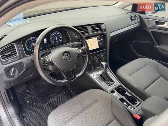 Сірий Фольксваген e-Golf, об'ємом двигуна 0 л та пробігом 190 тис. км за 11500 $, фото 23 на Automoto.ua