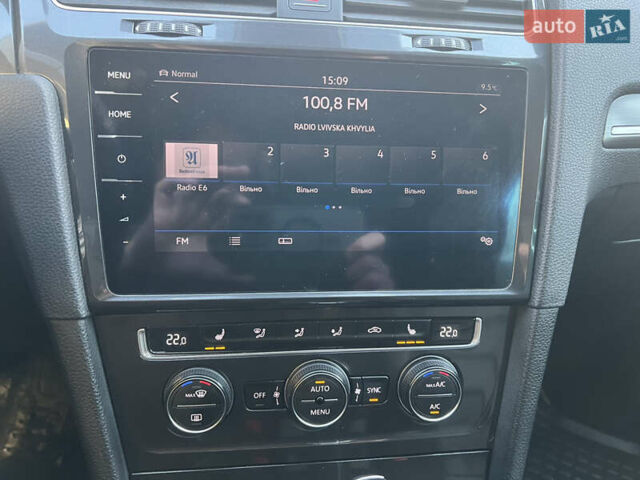 Серый Фольксваген e-Golf, объемом двигателя 0 л и пробегом 149 тыс. км за 12999 $, фото 7 на Automoto.ua