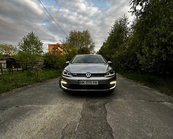 Сірий Фольксваген e-Golf, об'ємом двигуна 0 л та пробігом 130 тис. км за 15000 $, фото 3 на Automoto.ua