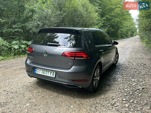 Серый Фольксваген e-Golf, объемом двигателя 0 л и пробегом 250 тыс. км за 12100 $, фото 7 на Automoto.ua