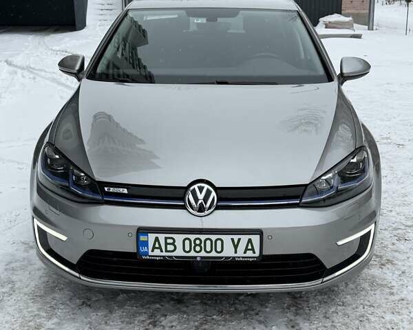 Сірий Фольксваген e-Golf, об'ємом двигуна 0 л та пробігом 101 тис. км за 12800 $, фото 9 на Automoto.ua