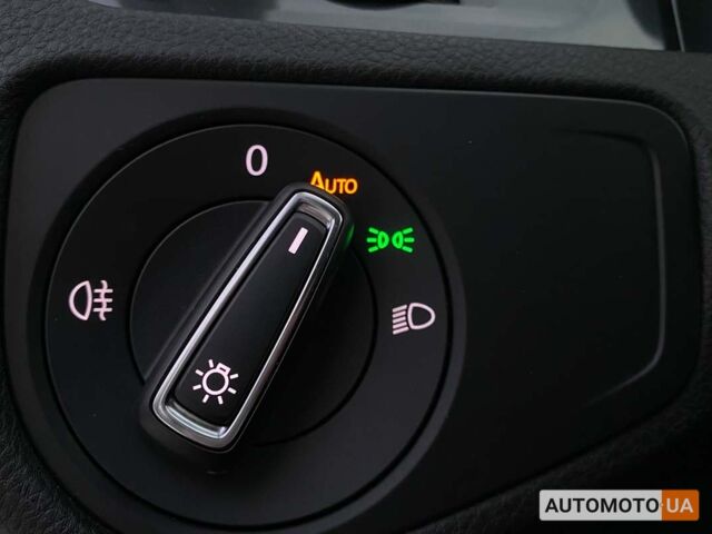 Сірий Фольксваген e-Golf, об'ємом двигуна 36 л та пробігом 159 тис. км за 12700 $, фото 12 на Automoto.ua